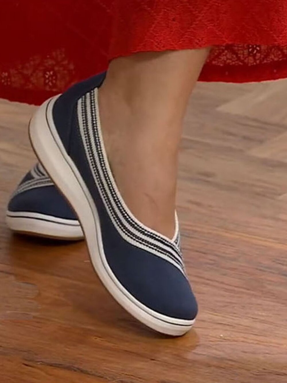 Clarks Cloudsteppers Breeze Sky Air Navy Slip-On Shoes Sz 10 NEW Cushionsoft - Picture 3 of 15